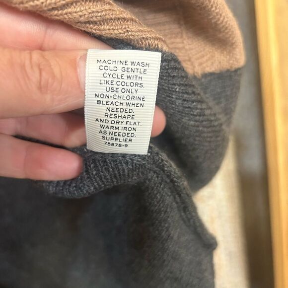 Stylus Ladies Size L Brown Long Sleeve With Grey On - Picture 4 of 6